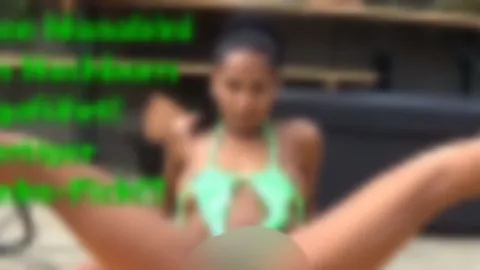 Neuen Monokini dem Nachbarn vorgeführt! Sofortiger Blanko-Fick!!!