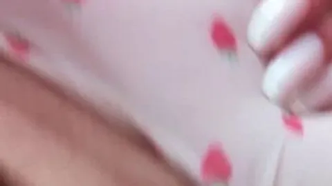 AmaraSecret: Bin gerade so Horny.. hilfst du mir dabei meine Brüste und meine Pussy zu verwöhnen??