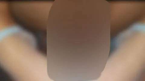 Sexy Stiefmutter in Socken bekommt einen Creampie