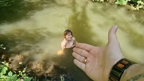Feucht schmatzender Fick am Ufer !!!