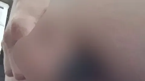 Babyboo999: Tiefer Anal Fick mit meinem Riesen Gummi Dildo. Danach kommt er in mekn Mund ?