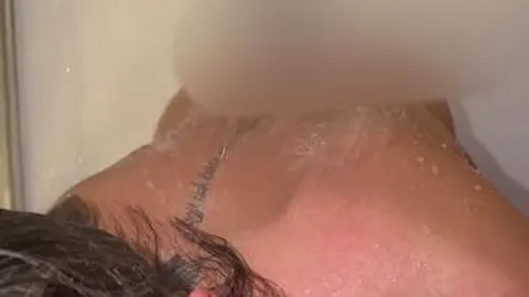 _BonnyClyde_: Heiße Dusche, Footjob, Squirting und doppeltes Finale ???