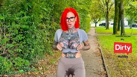 Cat-Coxx: Dreckige Piss-Schlampe! Publik XXL Flut in die Leggins