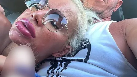 _Crystal_Milf_: Ich habe auf dem Heimweg ein Selfie gemacht, während ich einem Taxifahrer einen geblasen habe