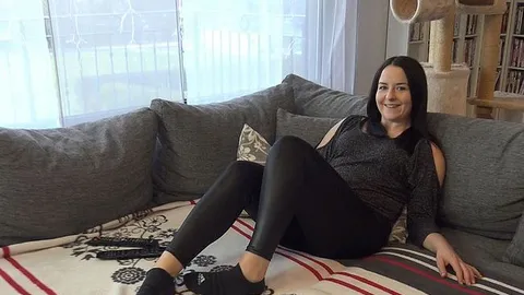 DVD-Abend bei Emma? Am Ende habe ich sie von hinten genommen und ihr alles reingespritzt!