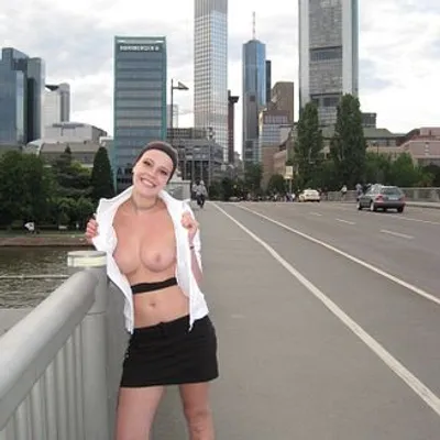 Profilbild von FrankfurterTitten, 35 Jahre