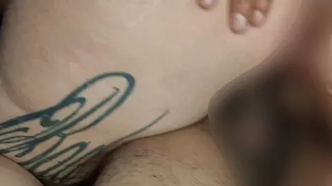 Giovanni2389: Mein Freund leiht mir seine mollige, leckere Frau, damit wir sie wie die Wilden hart durchnehmen können.
