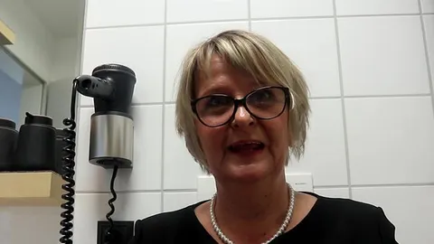 Janne25: Pipi-Show nur für dich