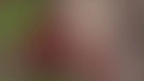 Die fotze läuft aus / Squirt alarm / heimlich im Badezimmer gekommen