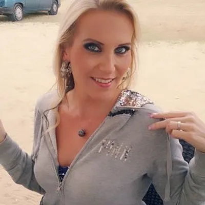 Profilbild von JuliaPink, 50 Jahre