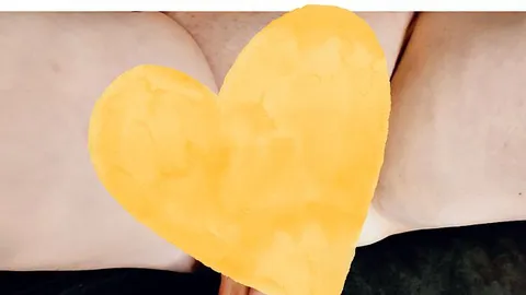 KarinaNelson: Premiere: Seine Hand in meiner Pussy – er mich völlig fertig gemacht.