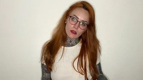 KimBeraBlake: Smal Penis Humiliation Talk