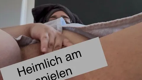 Lady_Josefine: Geile Fotze heimlich bespielt