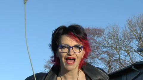 Latexcult: Arbeitsaufforderung