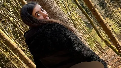Ich wollte es unbedingt draußen!! Beim Wald Fick fast erwischt!!