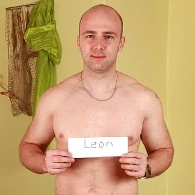 Profilbild von Leon----, 48 Jahre