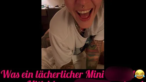 lisa_rocketcock: LÄCHERLICHER MINI PIMMEL (9cm) AUS MITLEID ZUM SPRITZEN GEBRACHT!