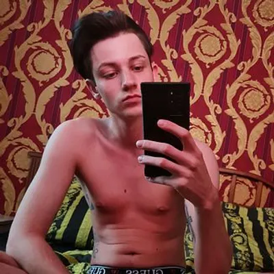 Profilbild von Louis-Delevingne, 32 Jahre