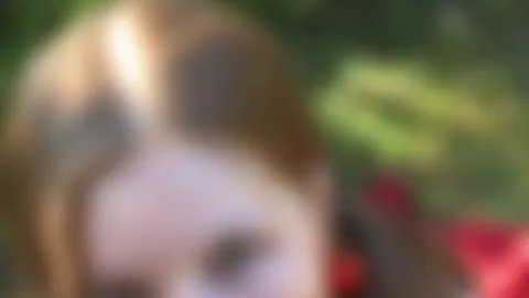 Cherry Teeny beim Blasen