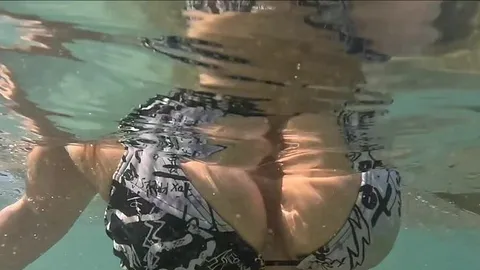 SEXY MEERJUNGFRAU!! Komm mit mir schnorcheln! (Soft-Clip)