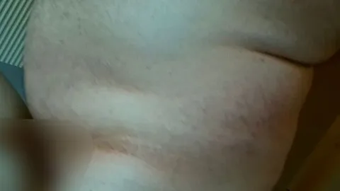 Ich erwischte meine Stiefmutter beim Masturbieren sie war so geil