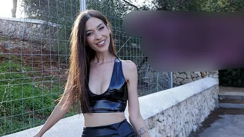 MaryHaze: STRASSEN-SCHLAMPE fickt am liebsten OHNE GUMMI!