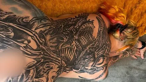 Micky-Bottenberg: von hinten zum Orgasmus gefingert! Geile Aussicht auf mein Arschloch!