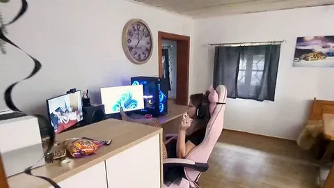 Pornostar fickt wieder einfach nur so rum