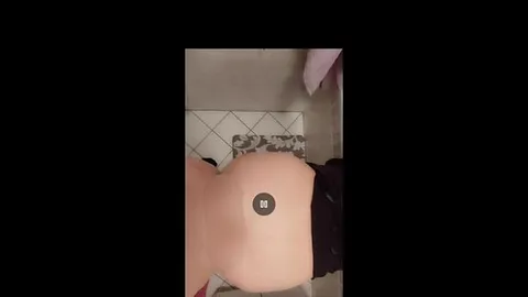 MS-Stone: Quickie mit MissKing aka Kiki.K. Im Bad