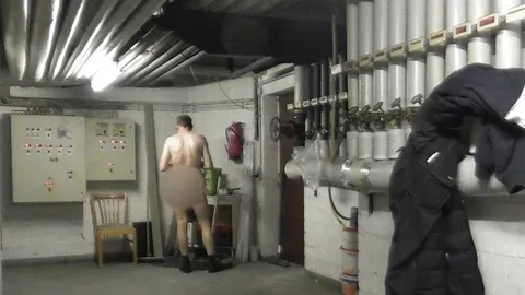 osna11: Wixen im offenen Heizungskeller