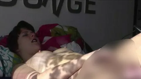 Meine Sex Sklavin verwöhnt Part 2