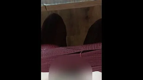 Privatdreh der Freundin angeschaut und zack, rinnt der Saft ins Höschen!