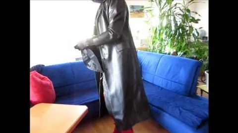 Schwanzweib: jerking in leather