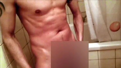 SkaterboysocksXL: Latino pisst mit Araber Boy zusammen