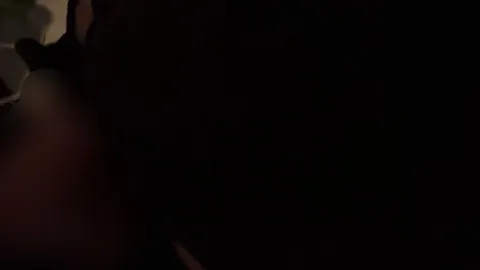Tittenfick - kleine Schlampe dient mir