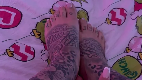 SteffiBlond: Fresh nails Wixx Wixx - Spritz auf die geilen Nägel!
