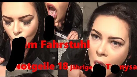 Im Fahrstuhl-Notgeile 18 jährige Teenysau schluckt Alles runter!