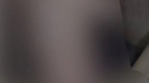 Ich liebe es wenn er mich so tief fickt!