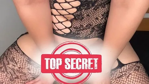 XXsweetalexaXX: ICH REITE DEN DILDO MIT MEINER FEUCHTEN PUSSY IN NAHAUFNAHME ?